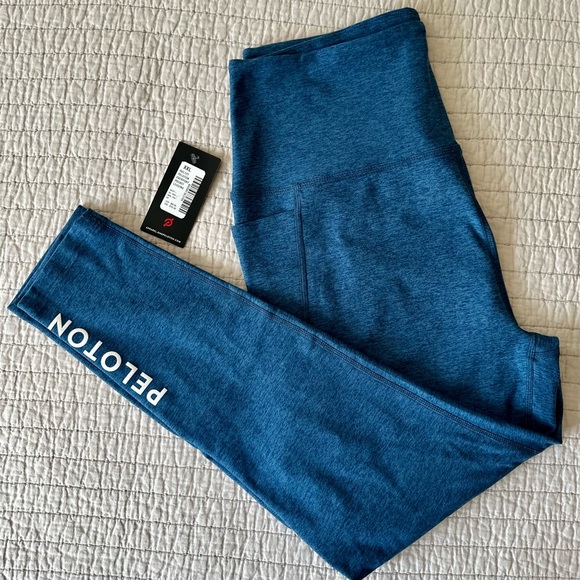 NWT! Peloton + Beyond Yoga Everyday Pocket Legging - xxl - Picture 3 of 4